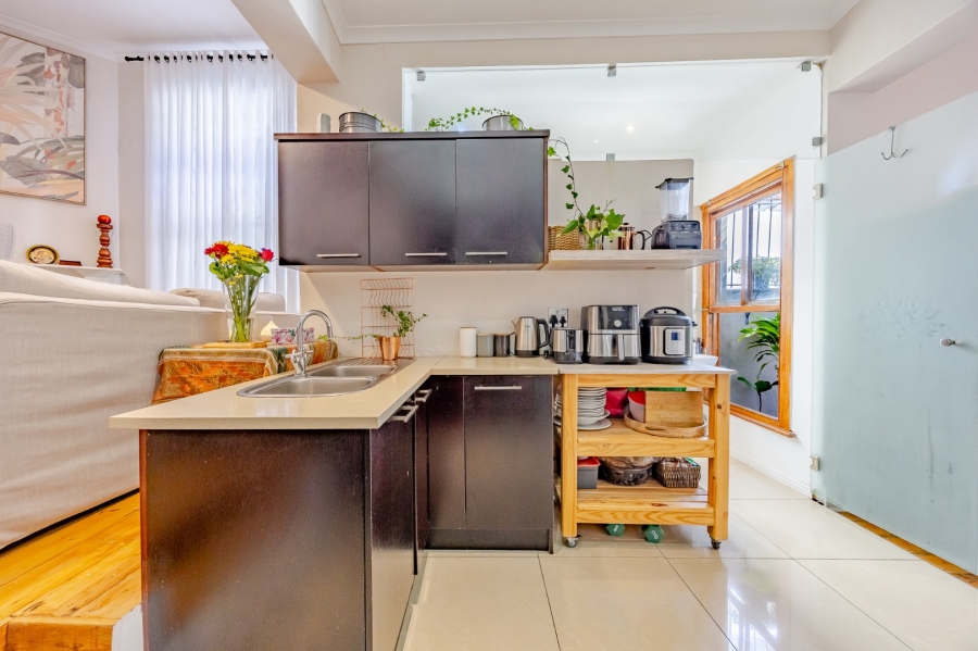 3 Bedroom Property for Sale in Woodstock Western Cape